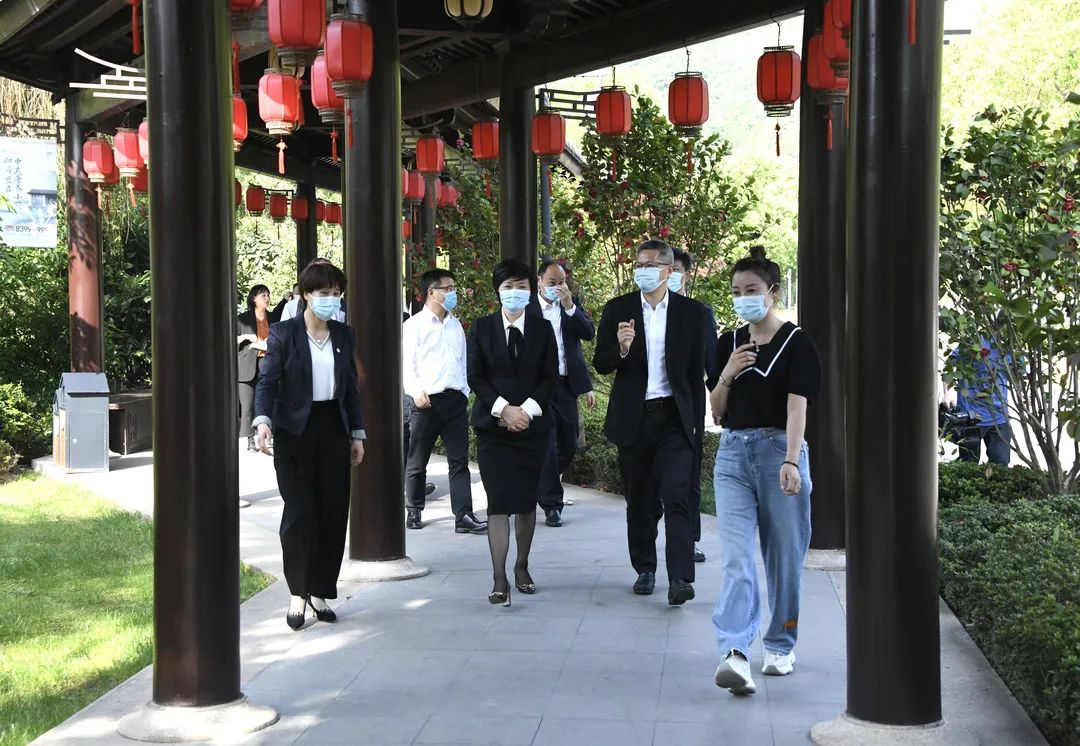 林霞赴宁波嵊州开展山海协作和招商引资工作